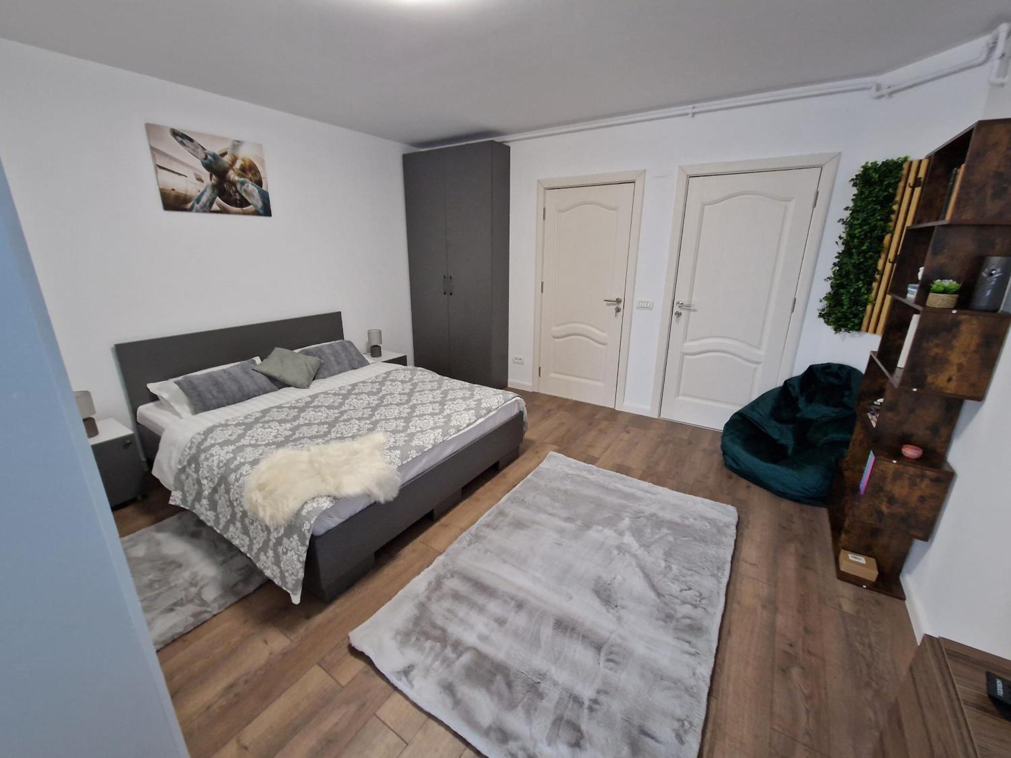 Craitelor Boutique Airport Apartment โอโตเปนี ภายนอก รูปภาพ